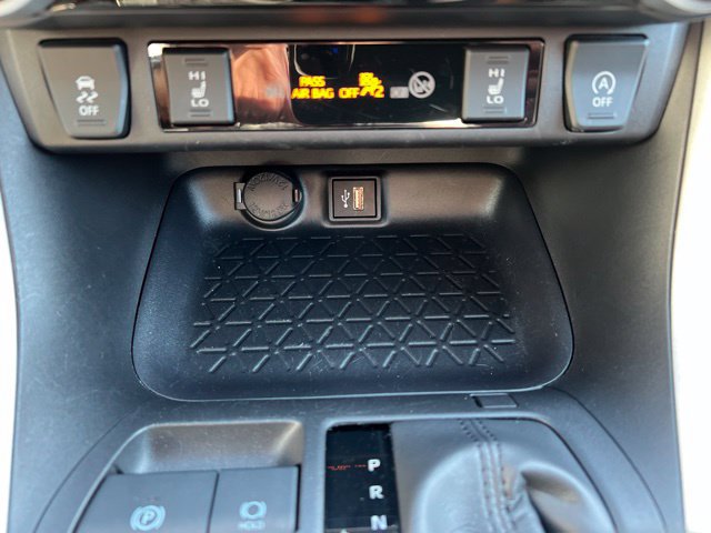 Used 2025 Toyota RAV4 XLE w/ Convenience Package AWD/4WD image 20