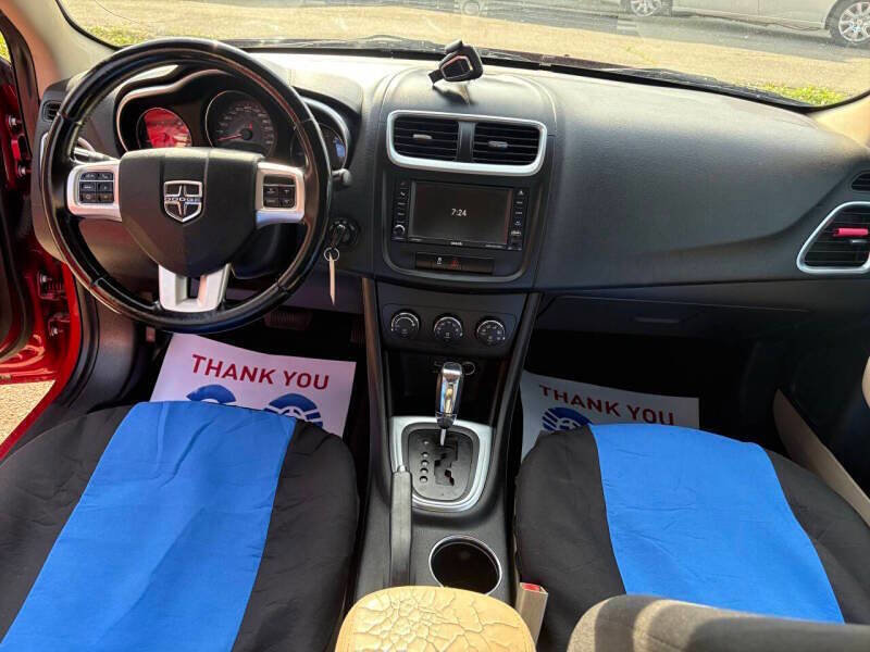 Used 2012 Dodge Avenger SXT image 6