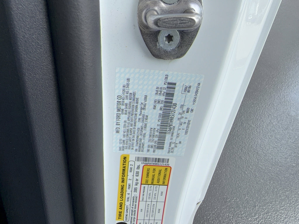 Certified 2024 Ford Mustang Premium image 30