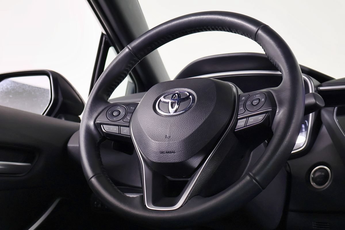 Used 2024 Toyota Corolla XSE FWD image 24