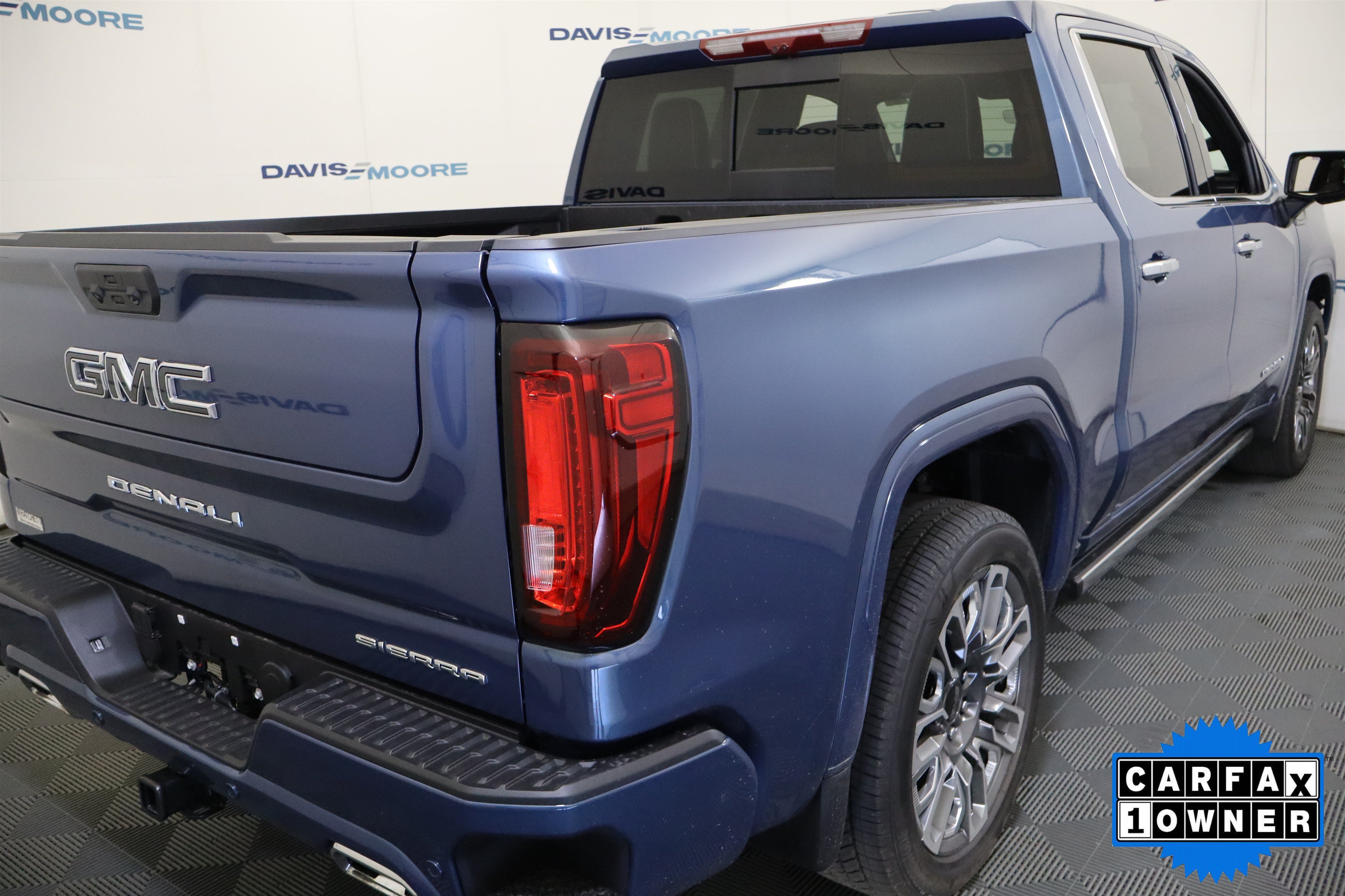 Used 2026 GMC Sierra 1500 Denali Ultimate AWD/4WD image 6