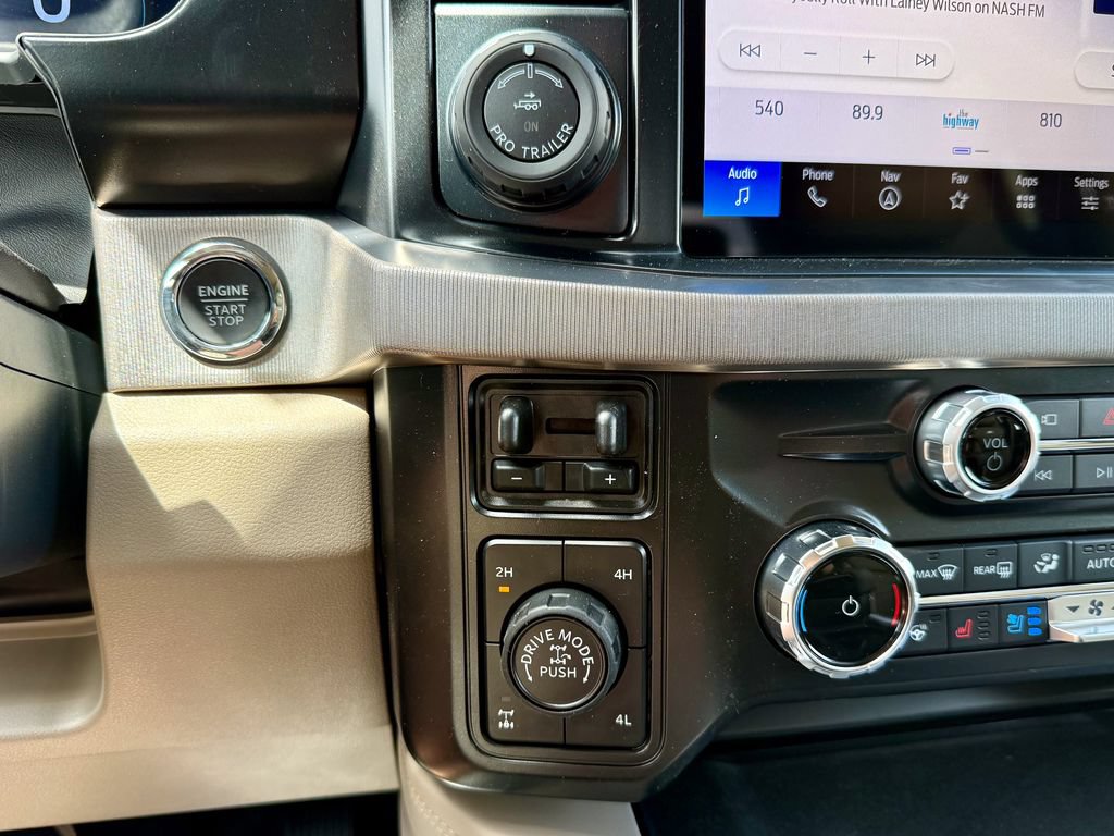 New 2026 Ford F250 Platinum w/ Platinum Plus Package AWD/4WD image 31
