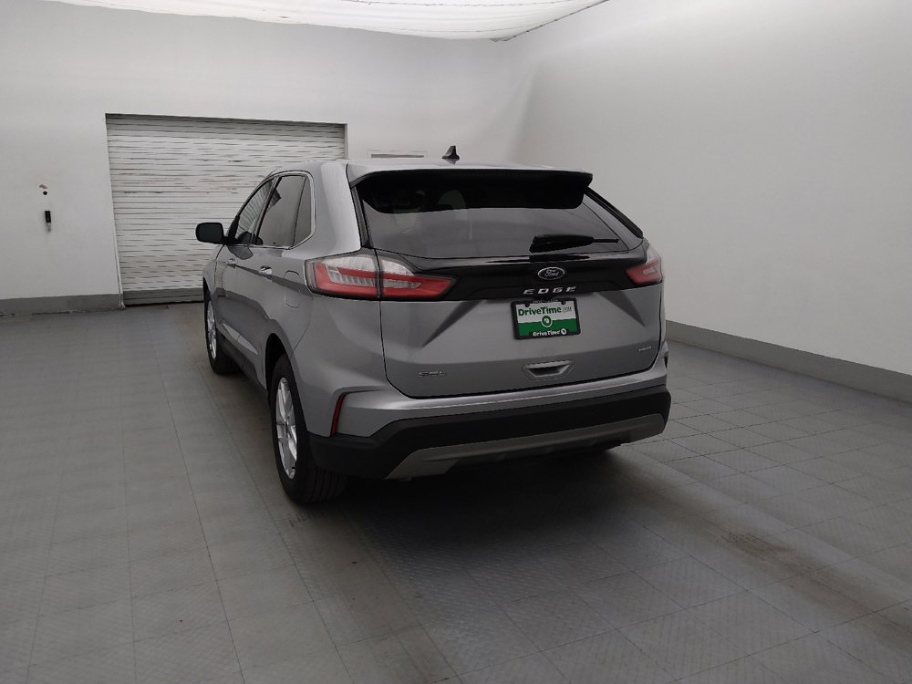 Used 2024 Ford Edge SEL image 3