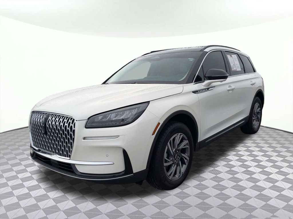 Used 2026 Lincoln Corsair Premiere FWD image 7