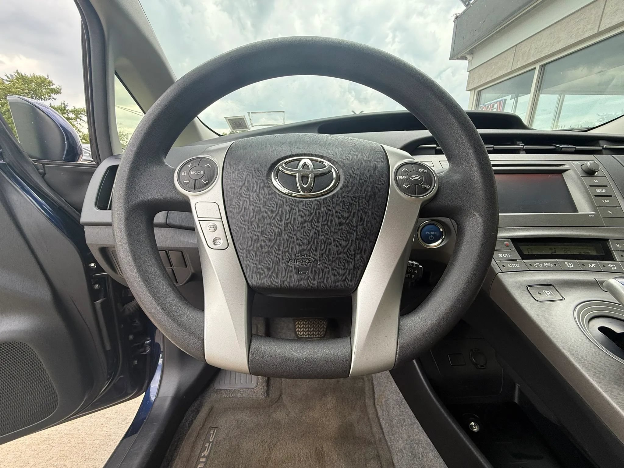 Used 2015 Toyota Prius Two FWD image 15