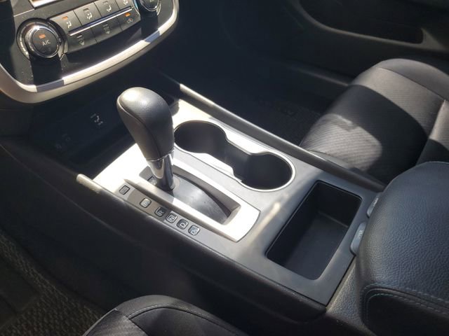 Used 2017 Nissan Altima 2.5 SR w/ Interior Lighting Package image 15