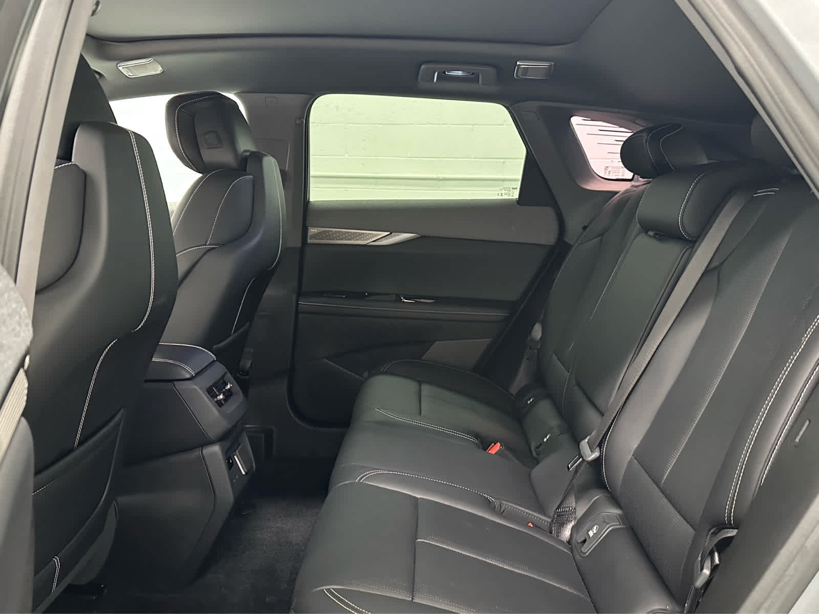 Used 2025 Cadillac Optiq Sport 2 w/ LPO, Floor Liner Package AWD/4WD image 14