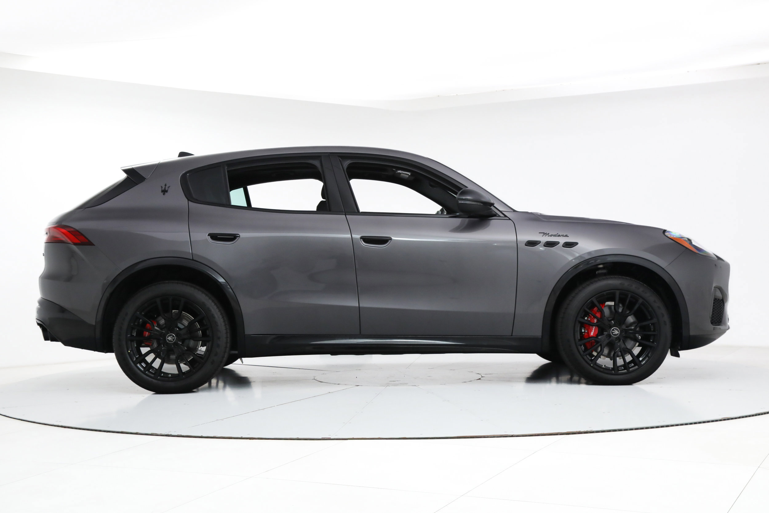 New 2025 Maserati Grecale Modena image 6