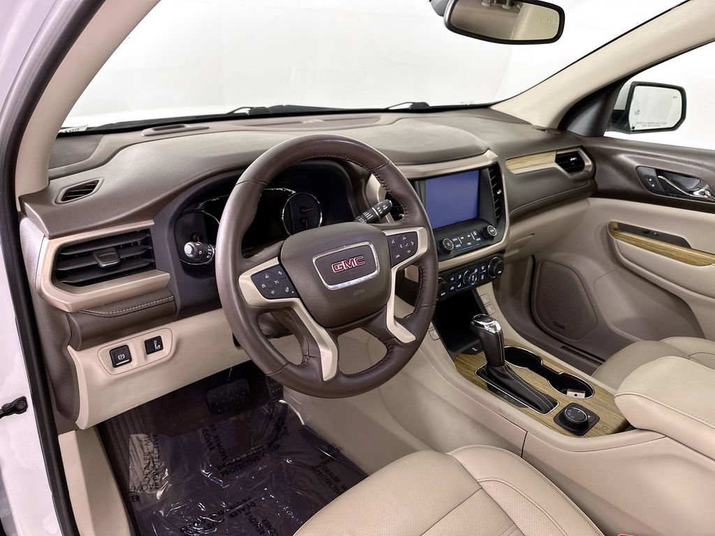 Used 2018 GMC Acadia Denali w/ Technology Package image 9
