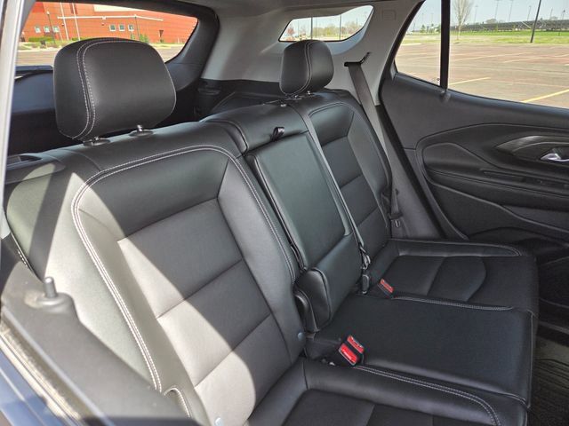 Used 2022 GMC Terrain SLT w/ Tech Package AWD/4WD image 43