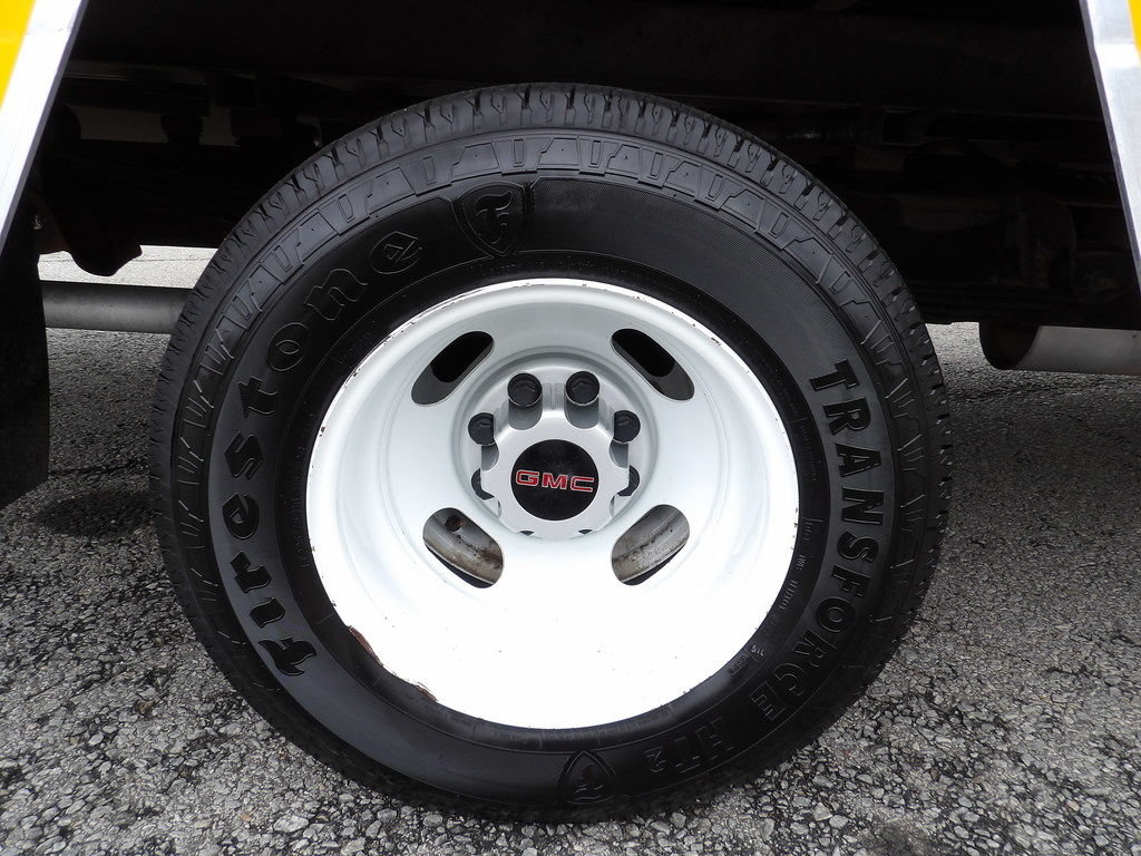 Used 2019 GMC Savana 3500 Extended w/ Driver Convenience Package RWD image 44