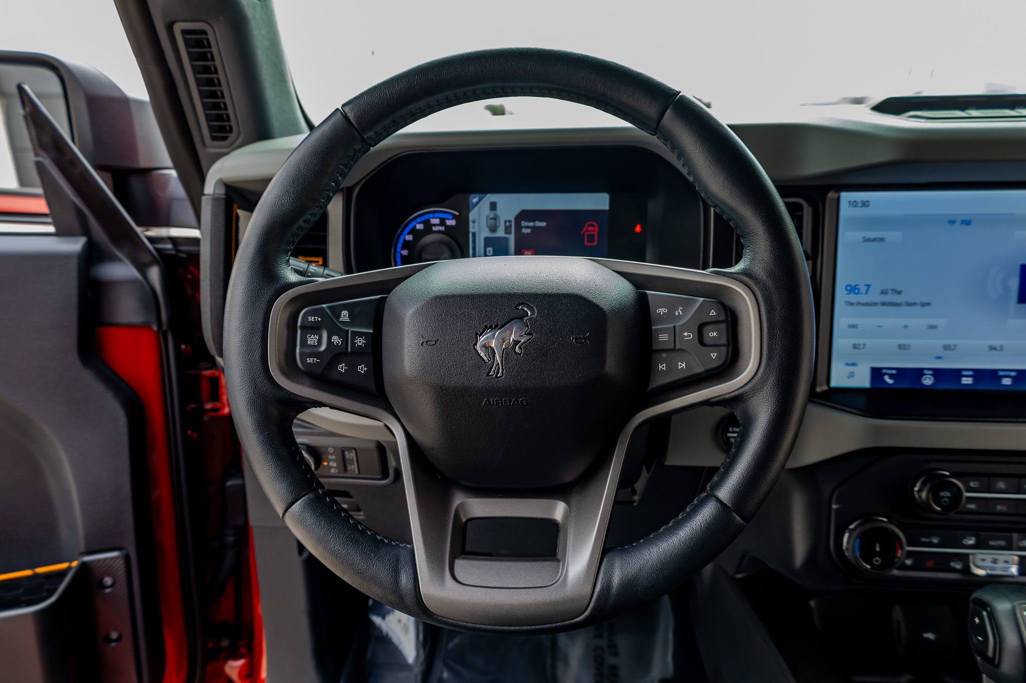 Used 2022 Ford Bronco Badlands image 19