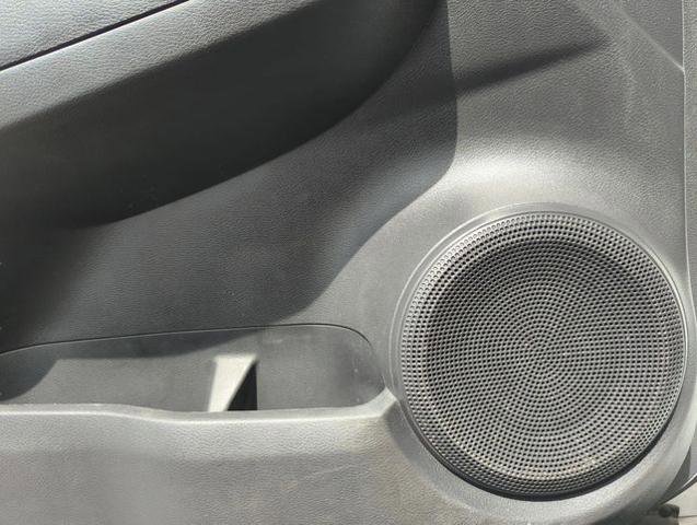 Certified 2021 Nissan Kicks SR w/ SR Premium Package FWD image 27