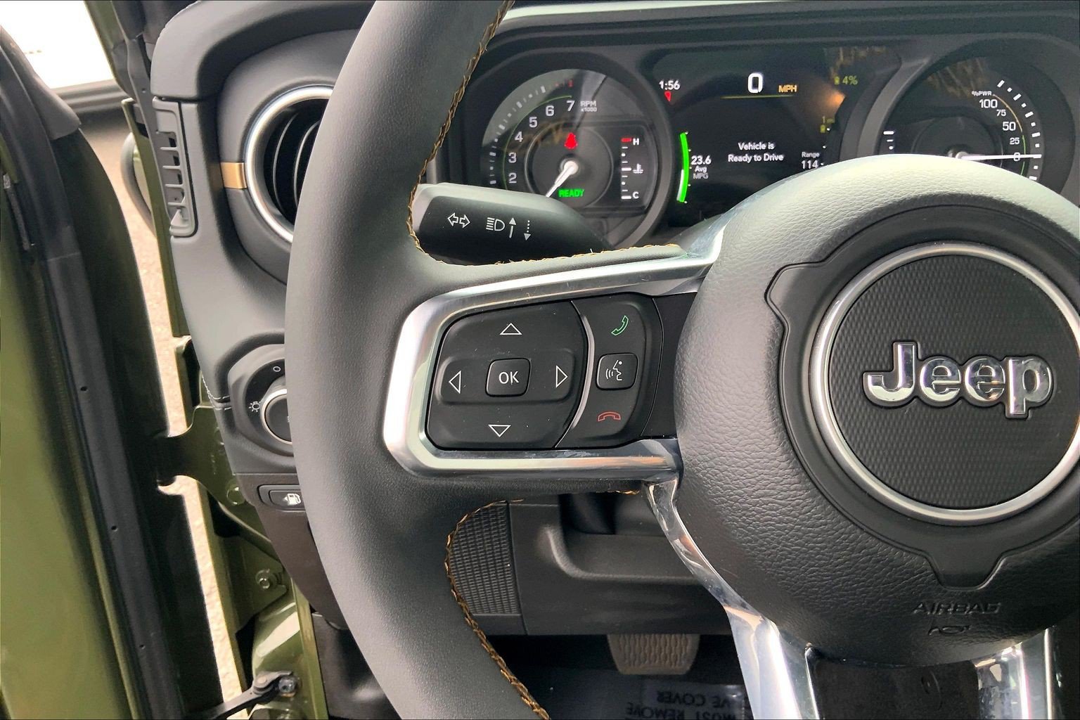 Certified 2024 Jeep Wrangler Unlimited Sahara w/ Technology Group AWD/4WD image 23