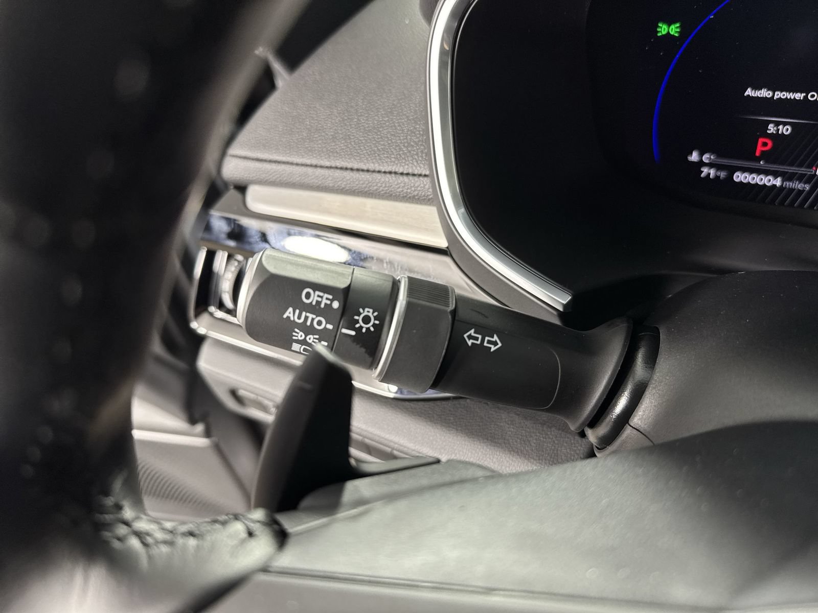Certified 2026 Acura MDX SH-AWD image 17