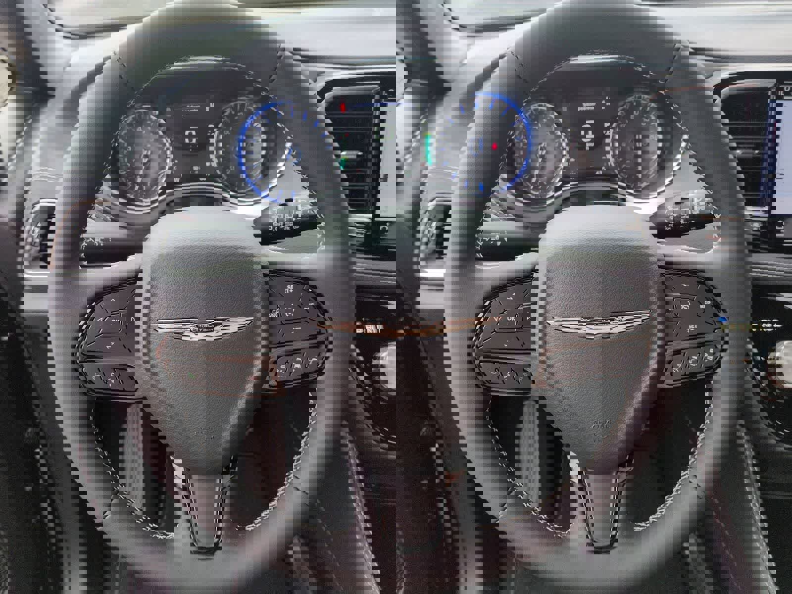 New 2026 Chrysler Pacifica Limited image 16