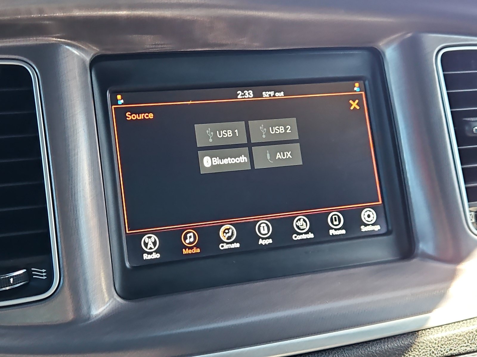 Used 2020 Dodge Charger SXT RWD image 18