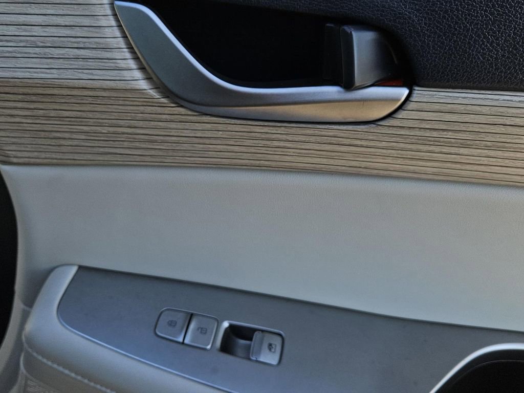 Used 2020 Hyundai Palisade SEL w/ Premium Package image 32