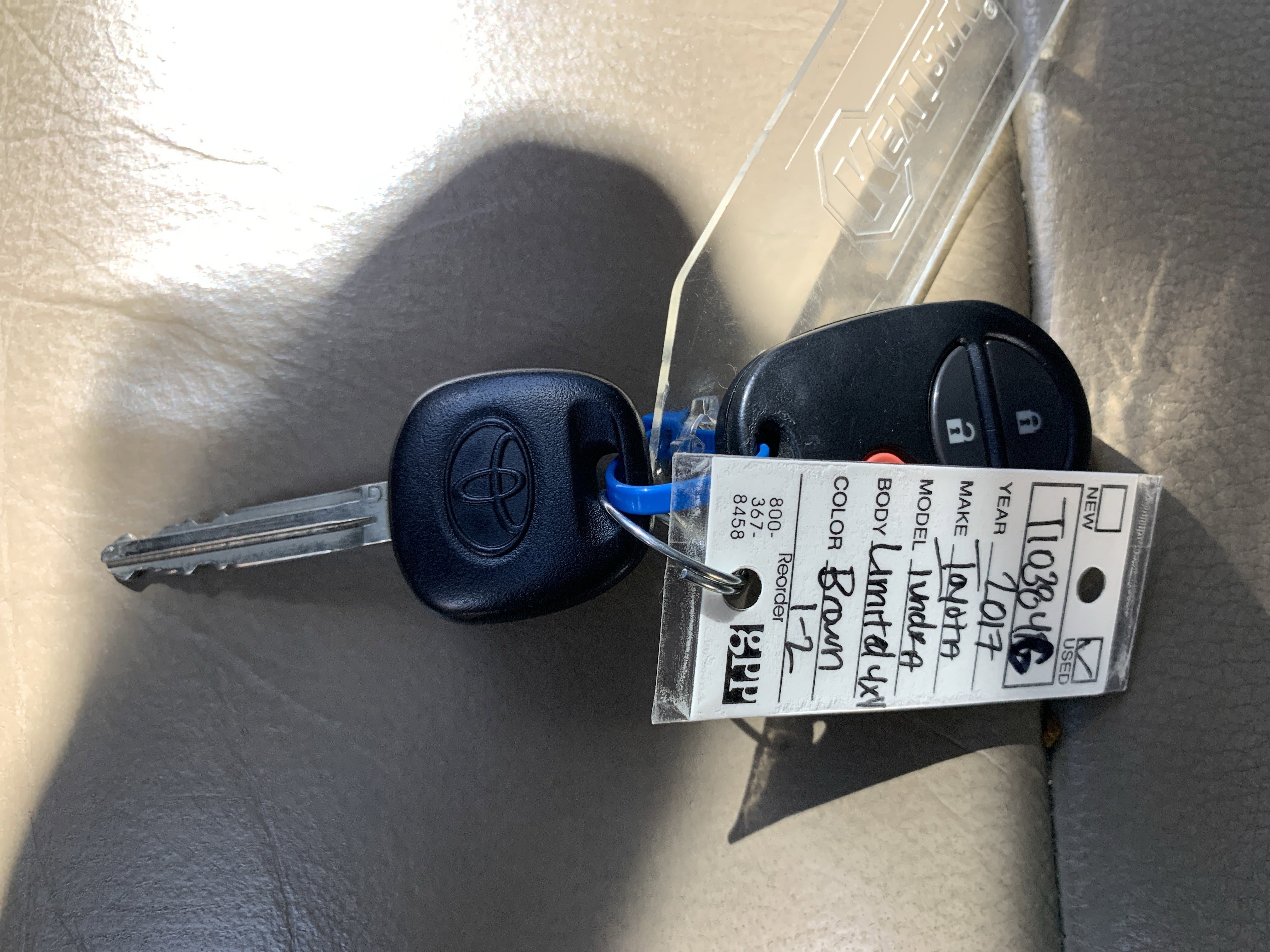 Used 2017 Toyota Tundra Limited w/ Limited Premium Package image 37