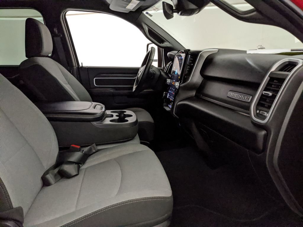 Used 2024 RAM 2500 Big Horn w/ Safety Group image 27