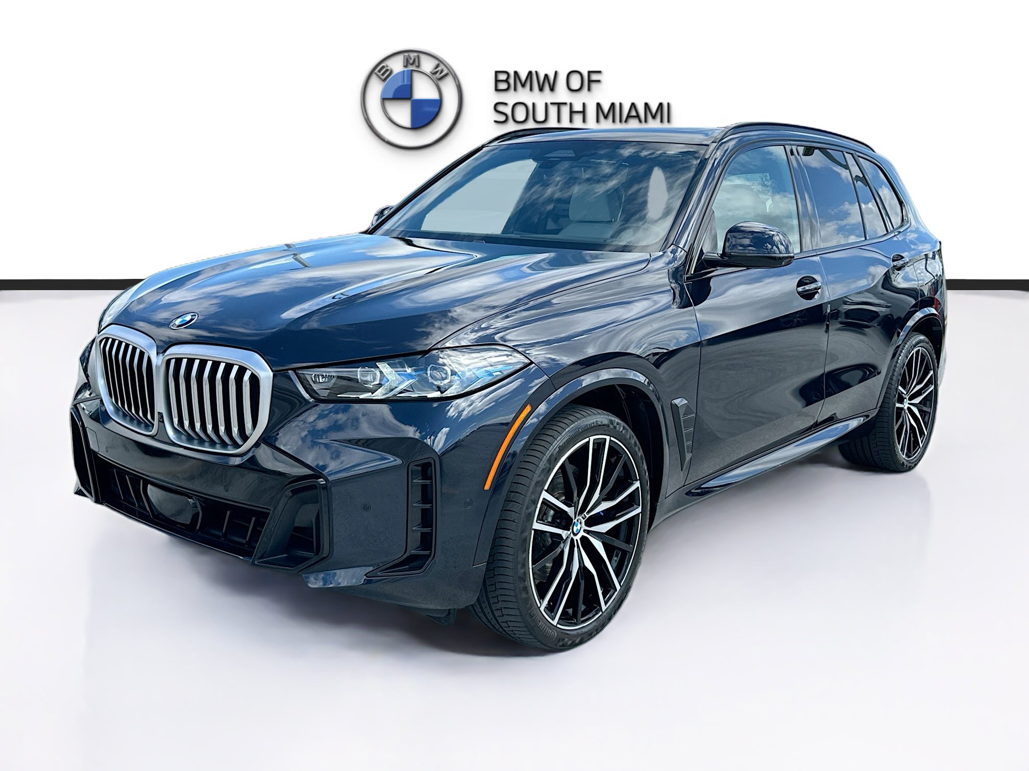 Certified 2024 BMW X5 xDrive40i w/ Executive Package AWD/4WD image 3