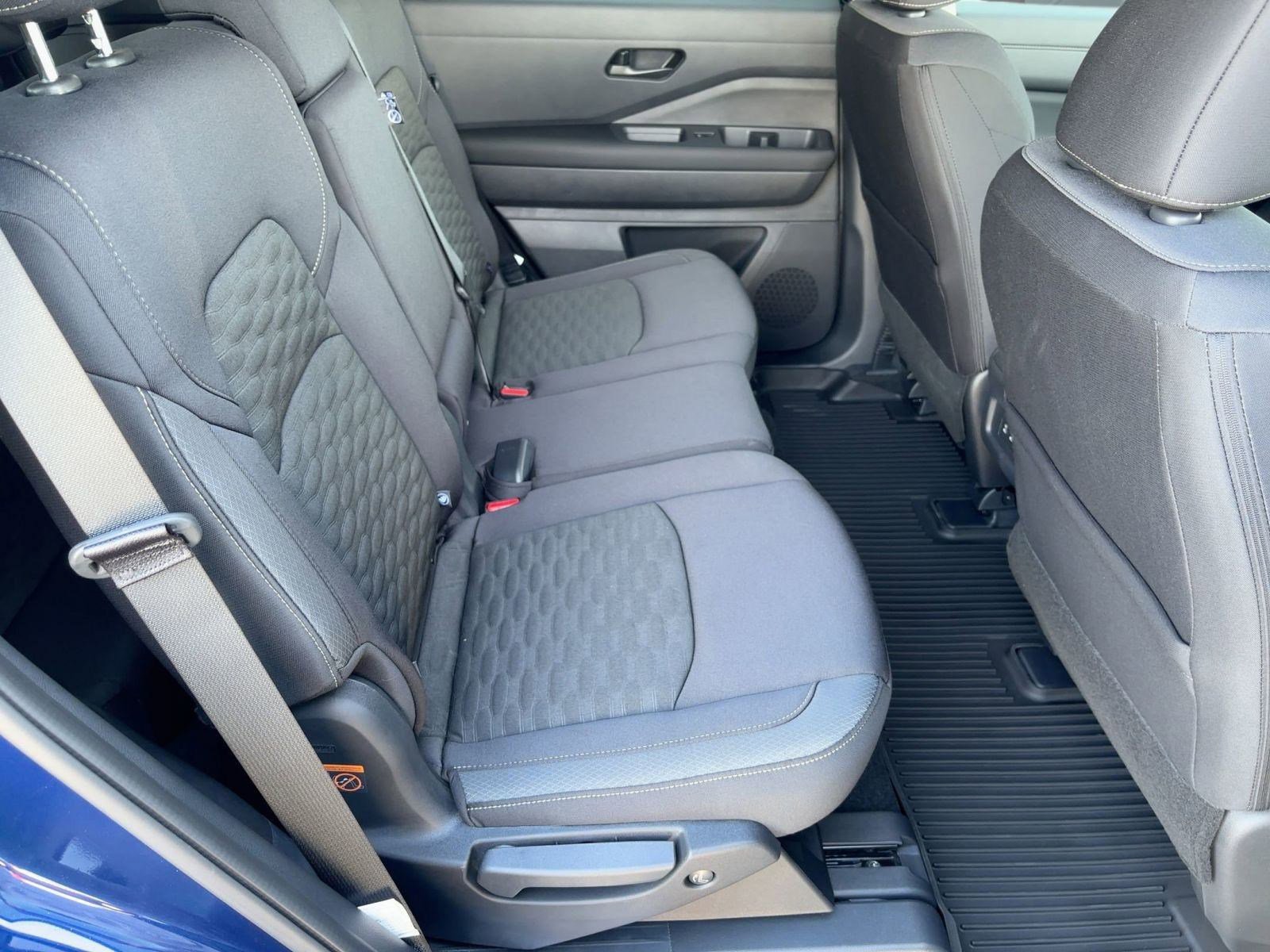 New 2026 Nissan Pathfinder SV image 26