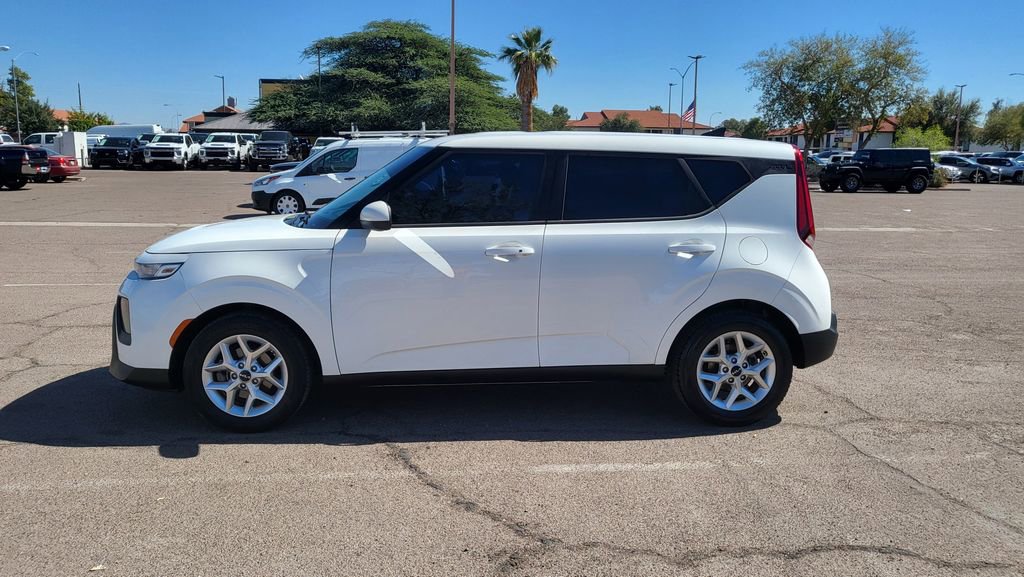 Used 2022 Kia Soul S image 5