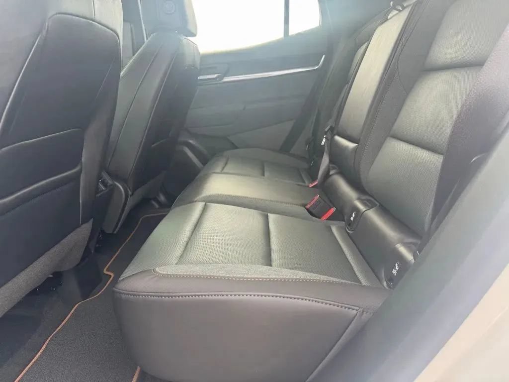 New 2026 GMC Terrain AT4 w/ Convenience Package III AWD/4WD image 16