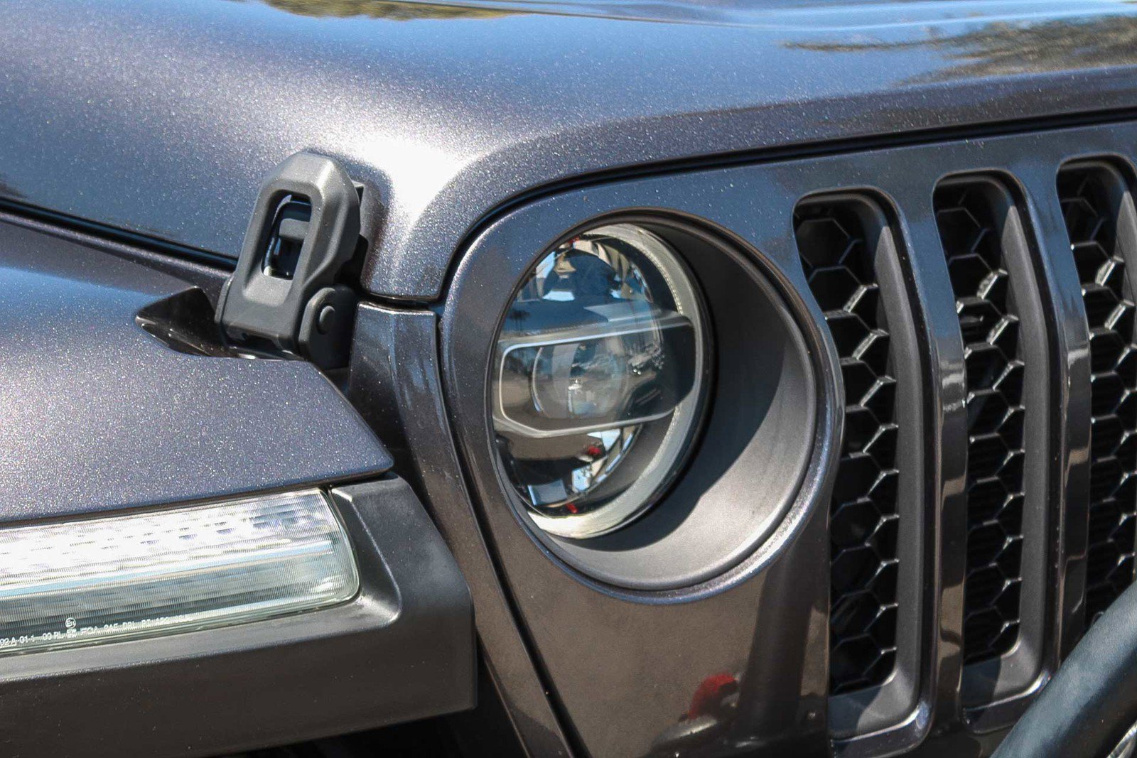 Used 2021 Jeep Wrangler Unlimited Rubicon AWD/4WD image 8