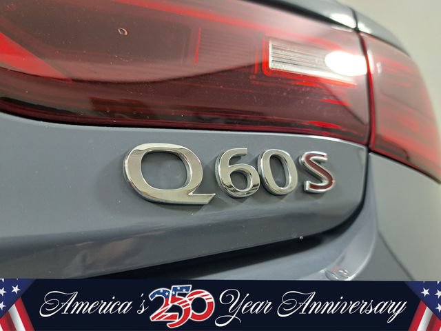 Used 2022 INFINITI Q60 Red Sport 400 w/ Carbon Fiber Package RWD image 7