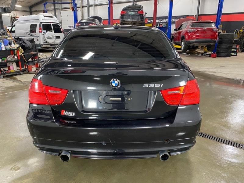 Used 2011 BMW 335i xDrive Sedan image 6