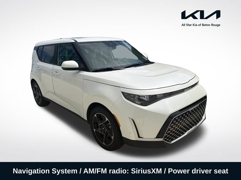 Used 2023 Kia Soul EX FWD image 1