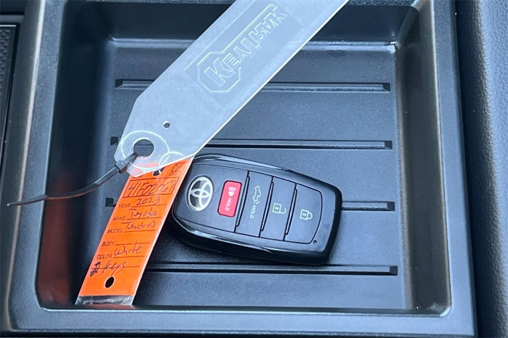 Used 2023 Toyota Tundra Limited image 12