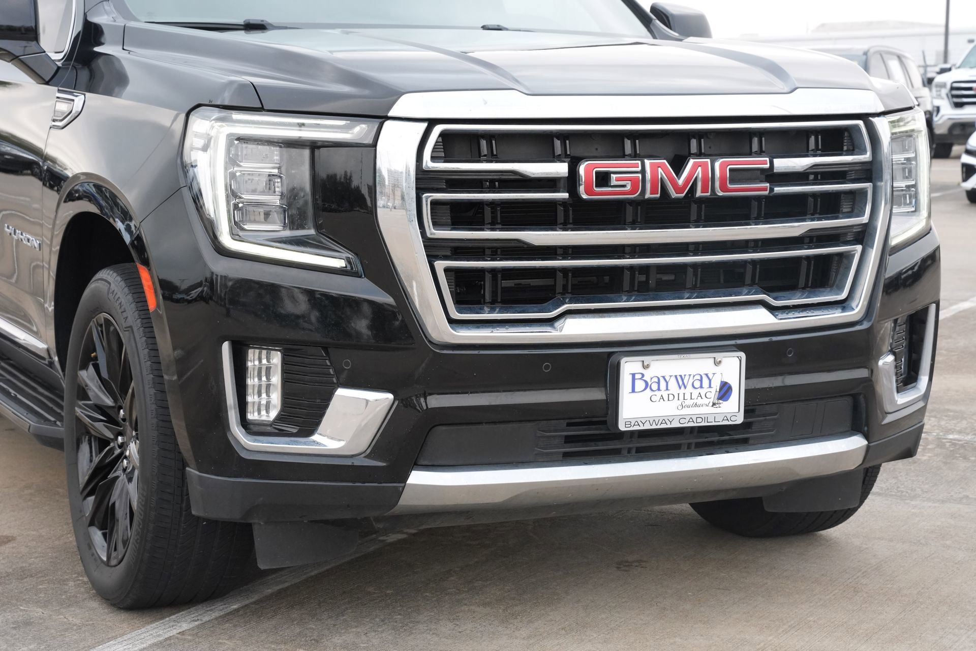 Used 2023 GMC Yukon SLT image 30