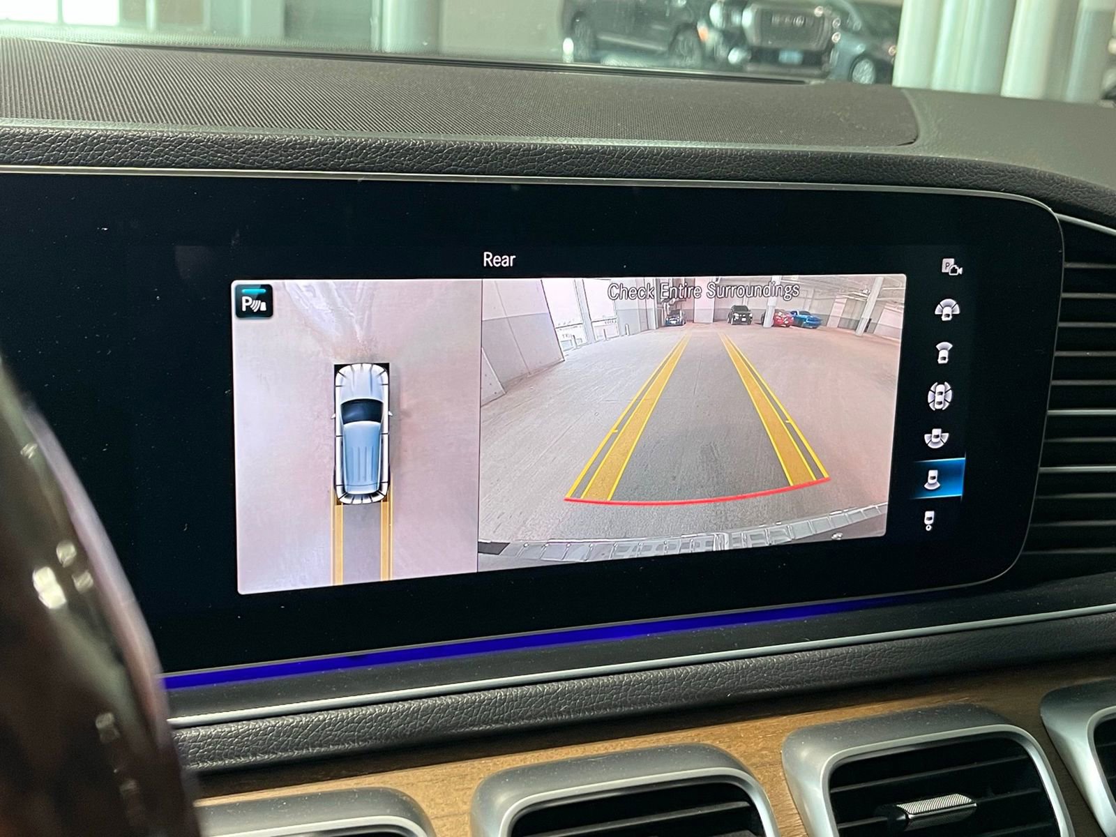 Used 2020 Mercedes-Benz GLE 350 4MATIC image 23