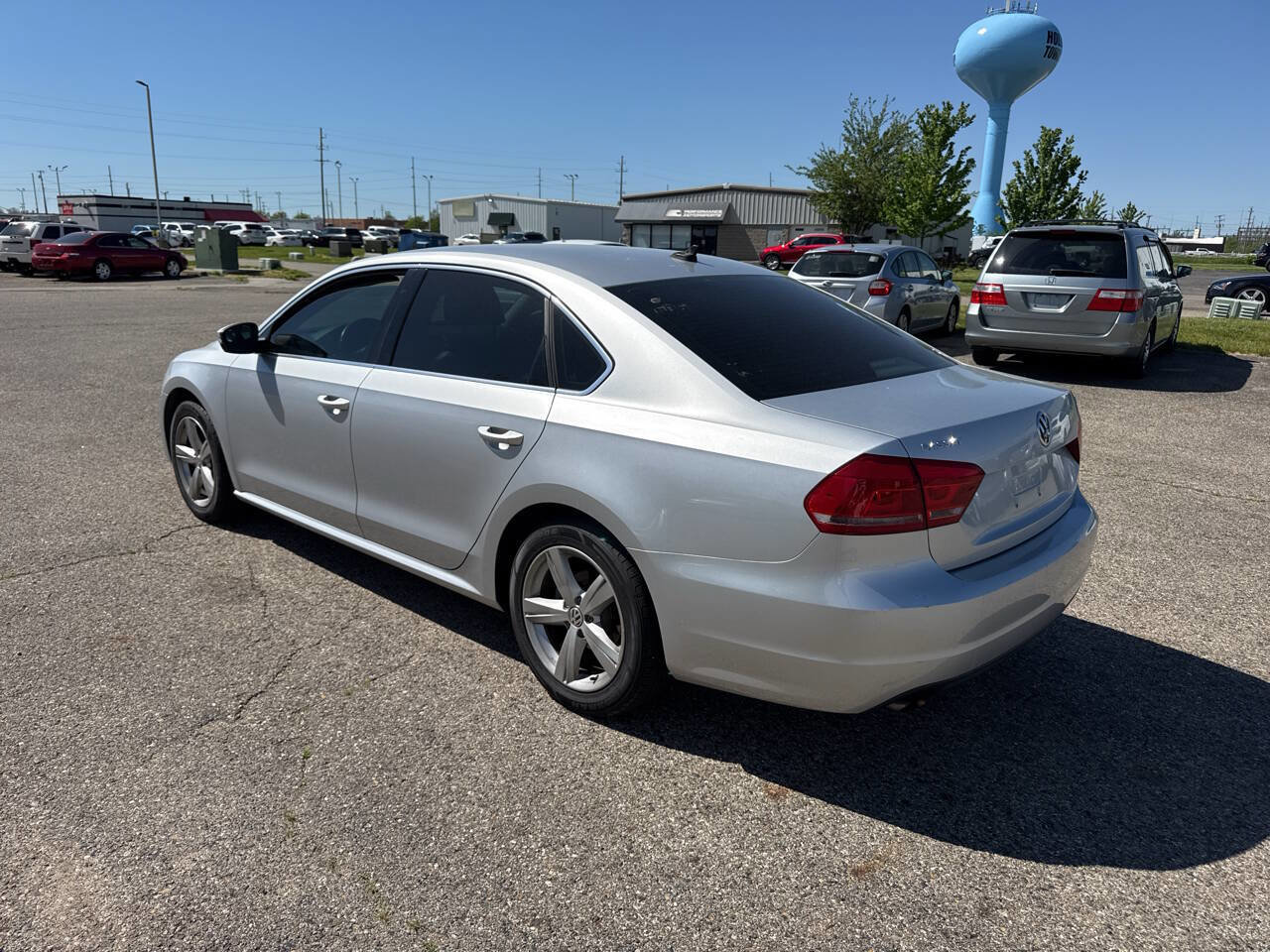 Used 2015 Volkswagen Passat 1.8T Limited Edition FWD image 3