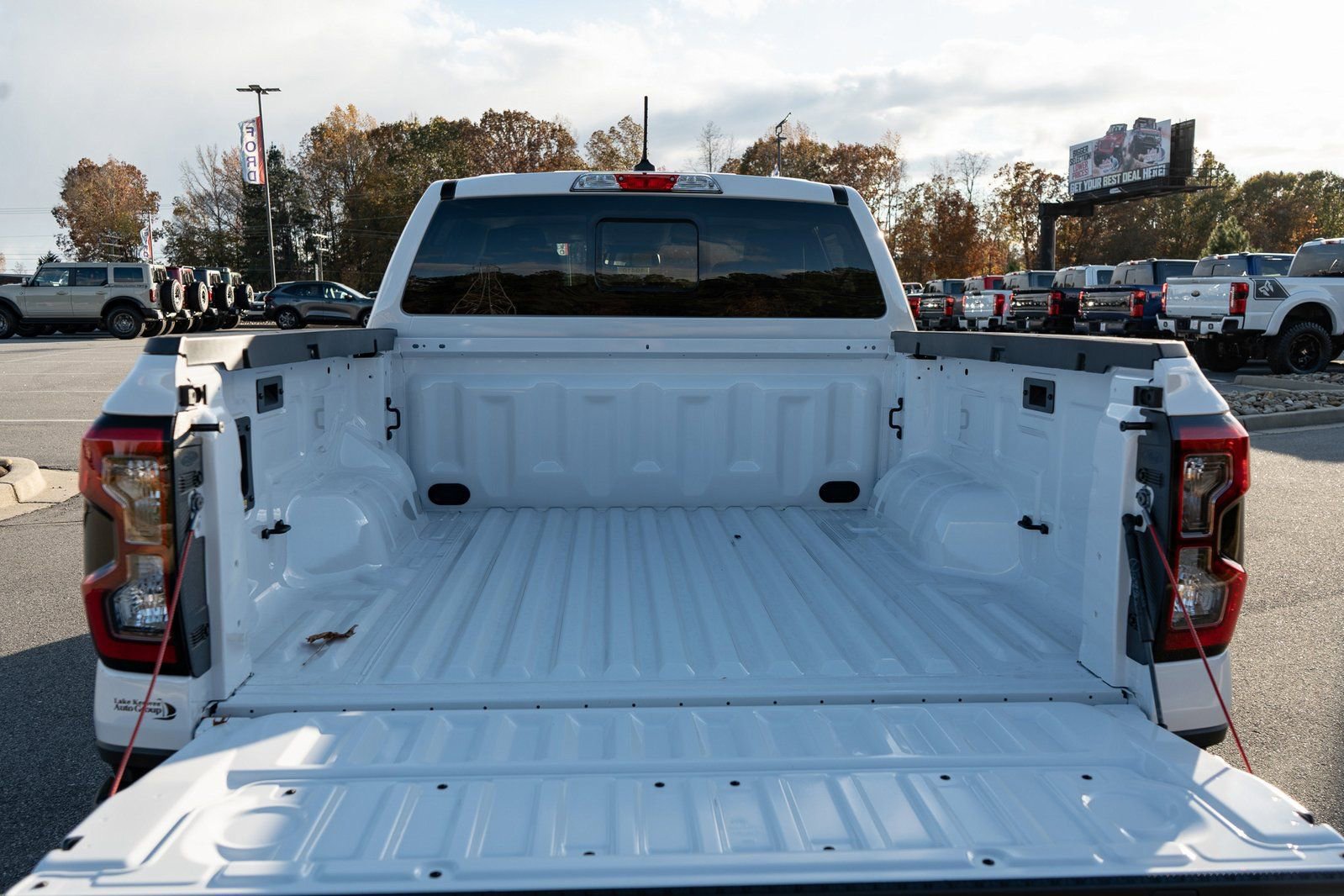 New 2025 Ford Ranger XLT w/ FX4 Off-Road Package image 9