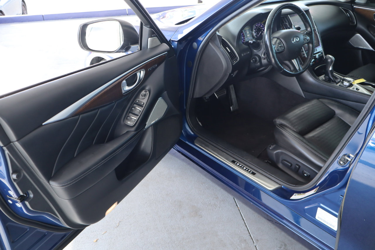 Used 2017 INFINITI Q50 Red Sport 400 image 12