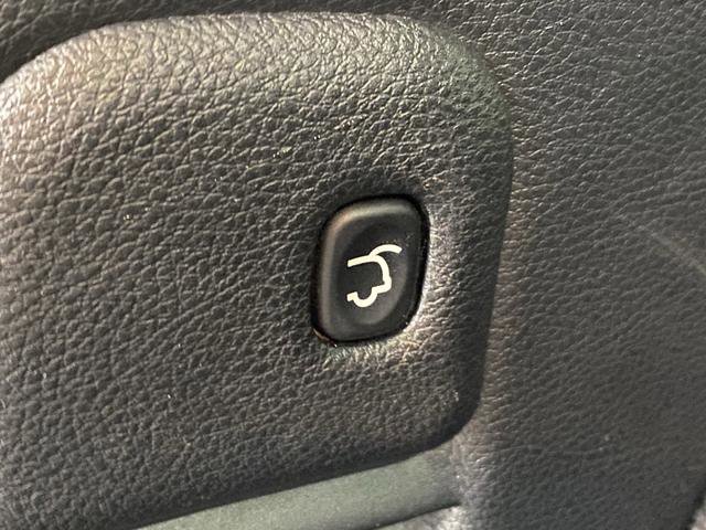 Used 2021 Jeep Grand Cherokee Limited w/ Luxury Group II AWD/4WD image 17