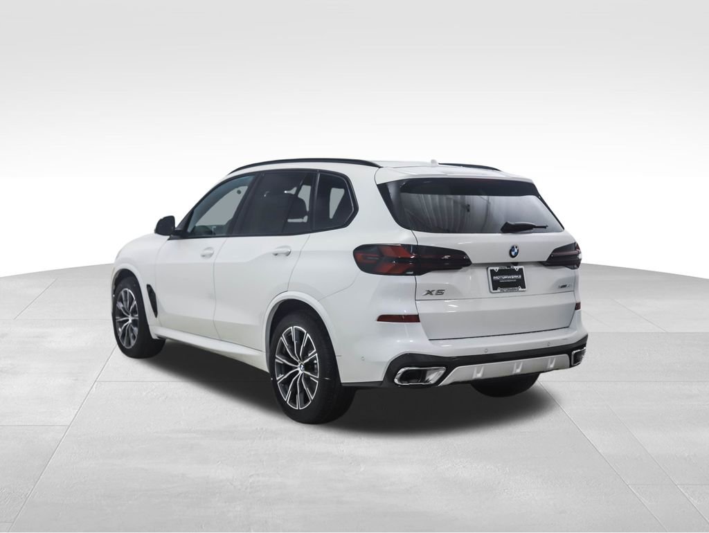 New 2026 BMW X5 xDrive40i image 3