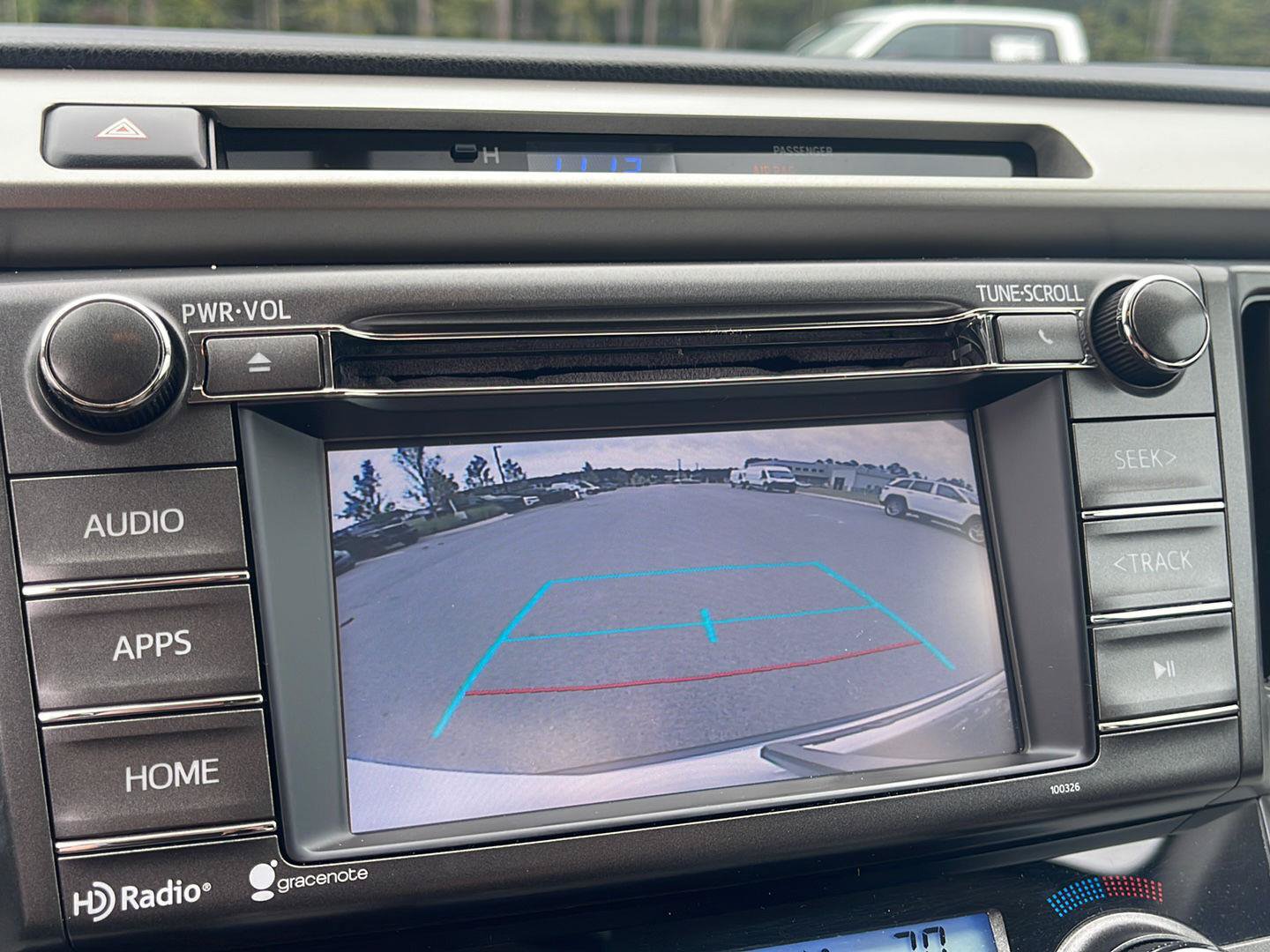 Used 2015 Toyota RAV4 XLE AWD/4WD image 24