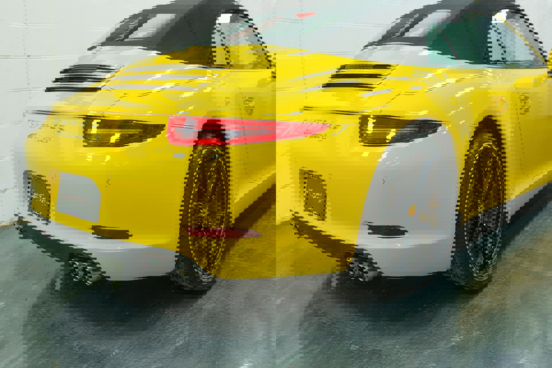 Used 2012 Porsche 911 Carrera S w/ Burmester Audio Pkg image 28