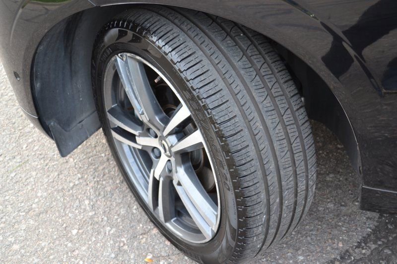 Used 2018 Volvo XC60 T5 Momentum w/ Vision Package image 38