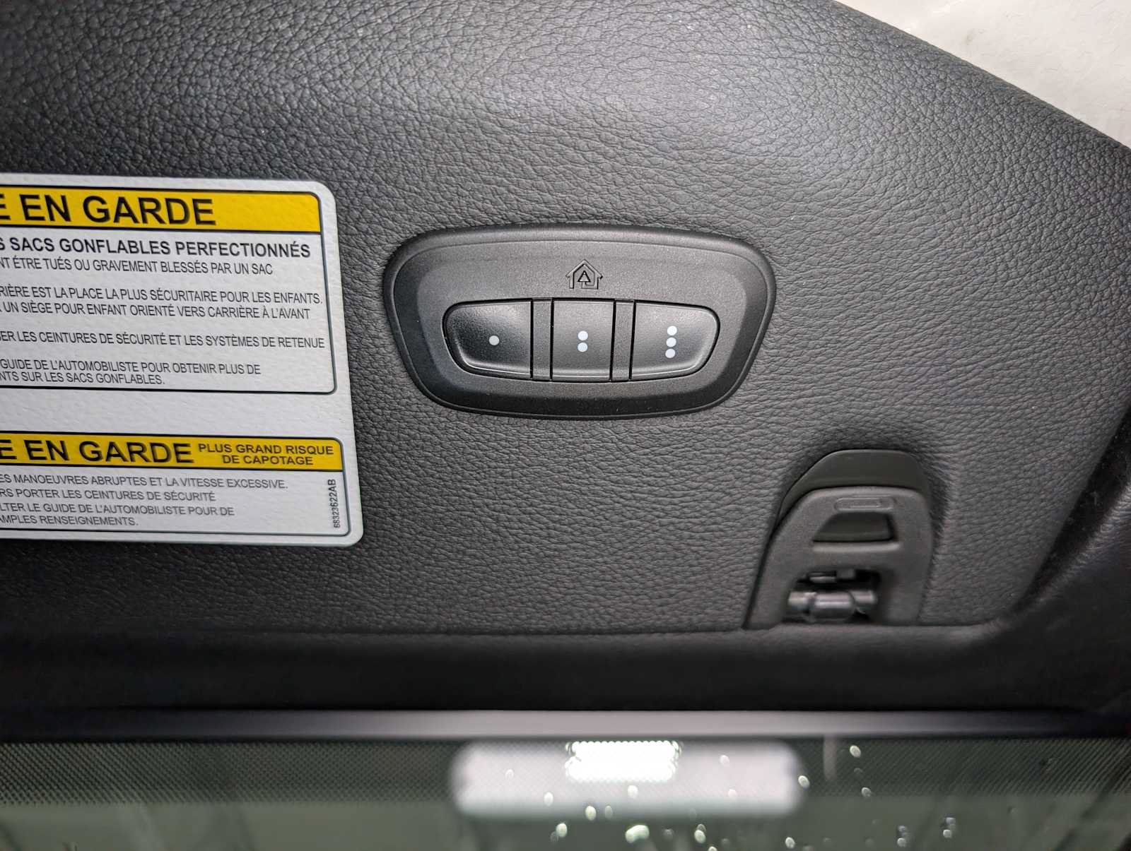Used 2018 Jeep Wrangler Unlimited Sahara AWD/4WD image 30