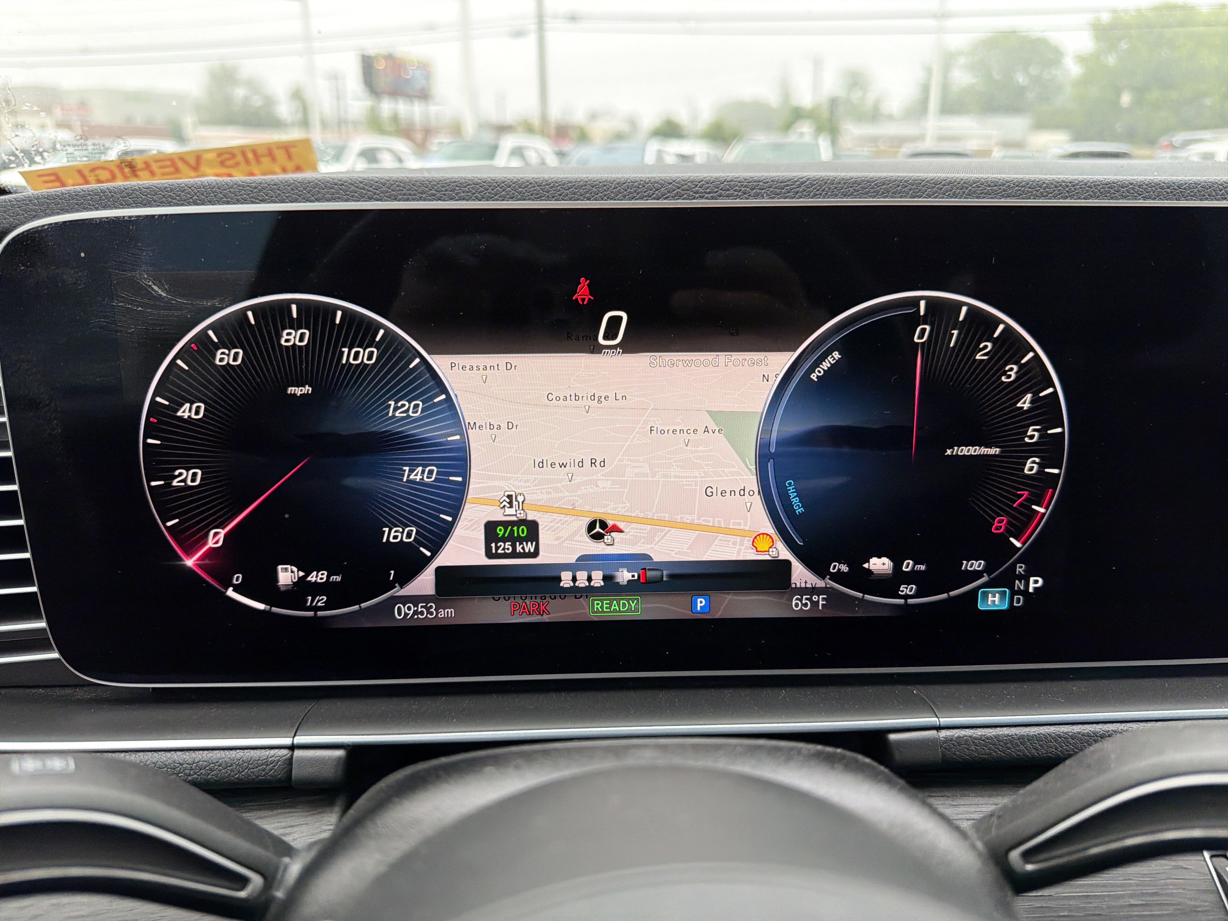 Used 2025 Mercedes-Benz GLE 450e 4MATIC w/ Winter Package image 21