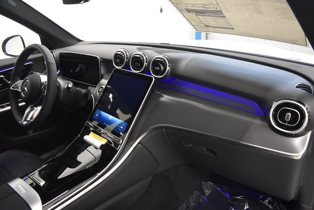 New 2026 Mercedes-Benz GLC 300 4MATIC image 18
