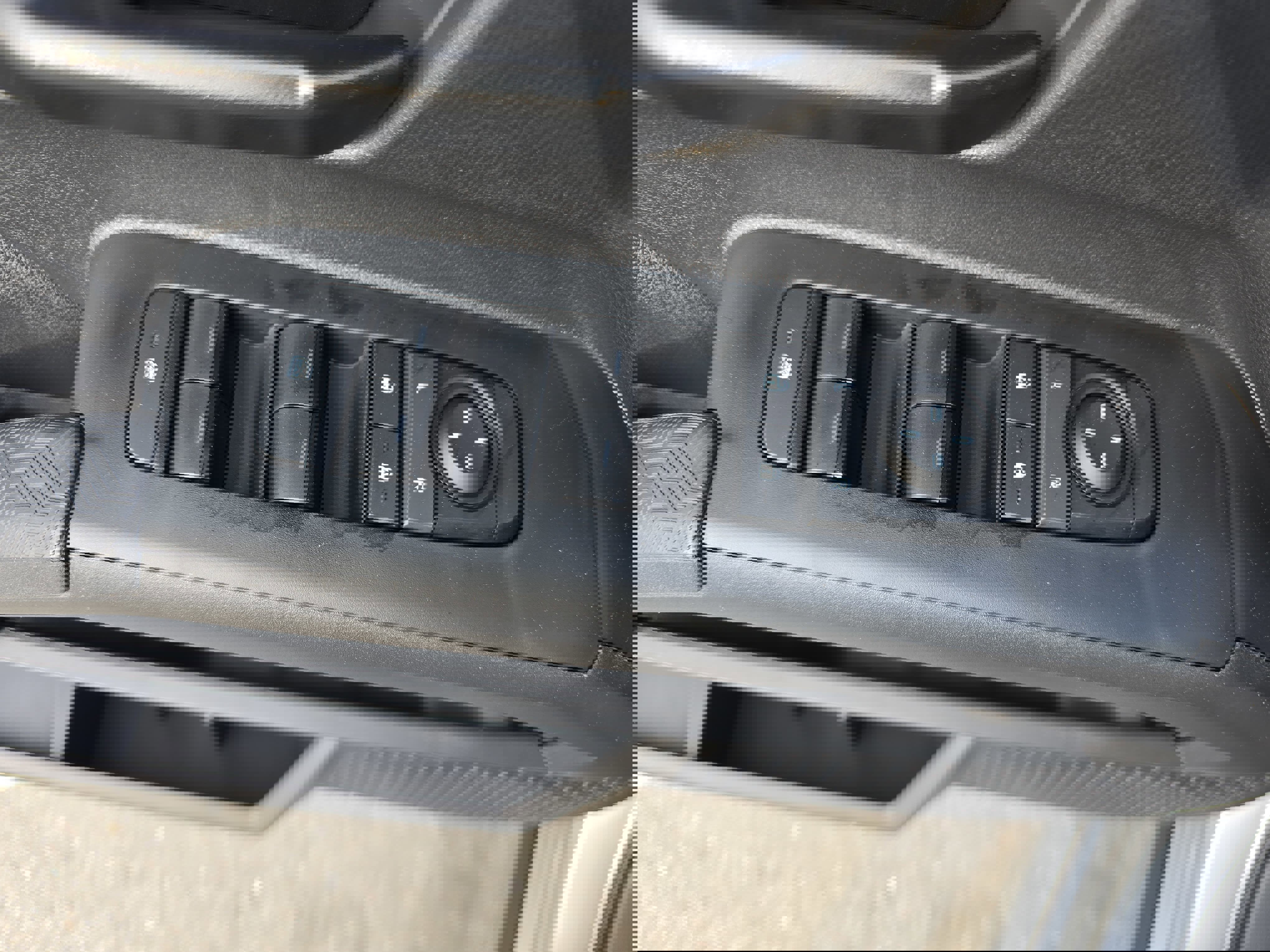 Used 2025 Toyota Tacoma SR5 image 30