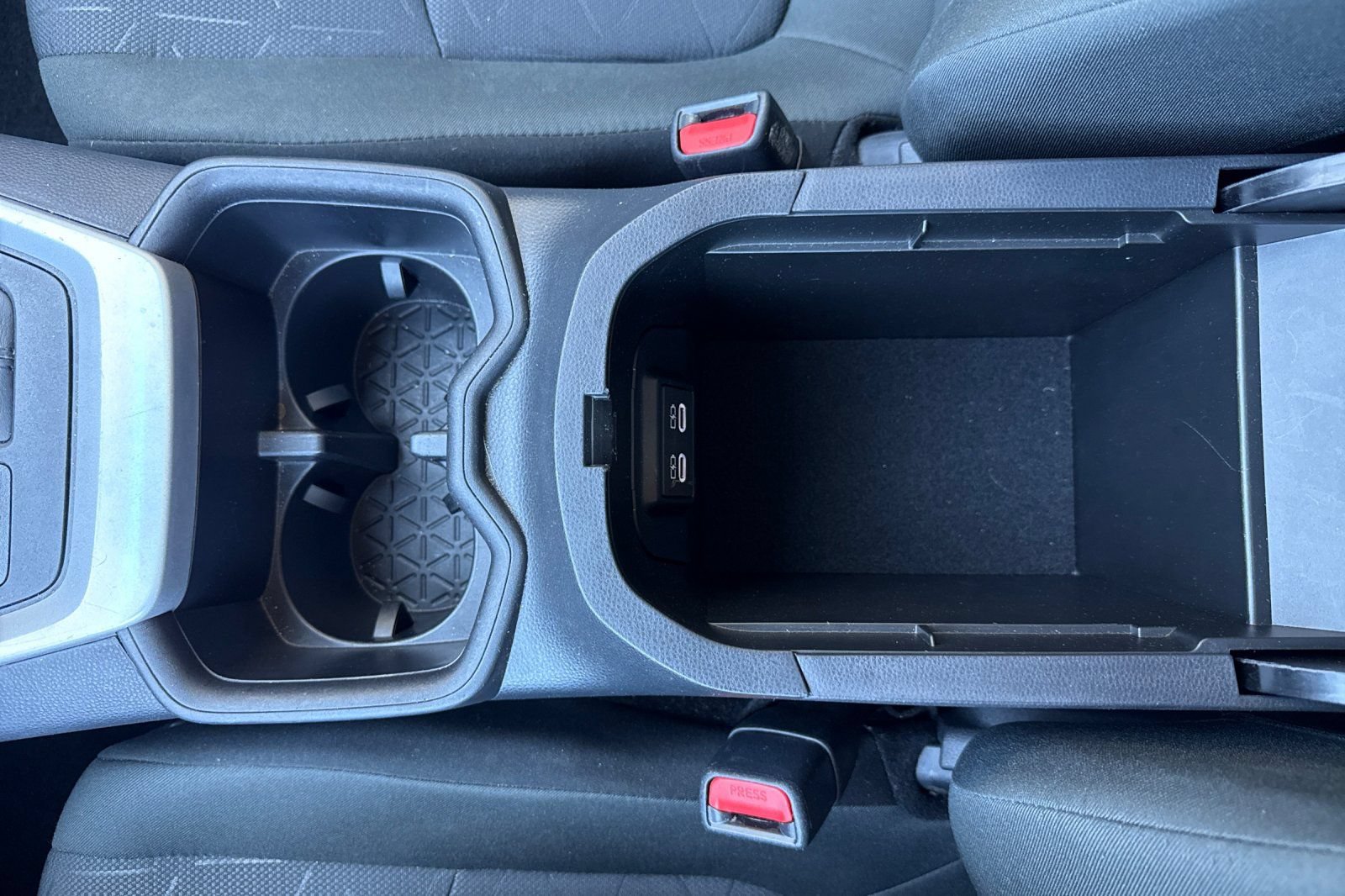 Certified 2025 Toyota RAV4 XLE AWD/4WD image 33