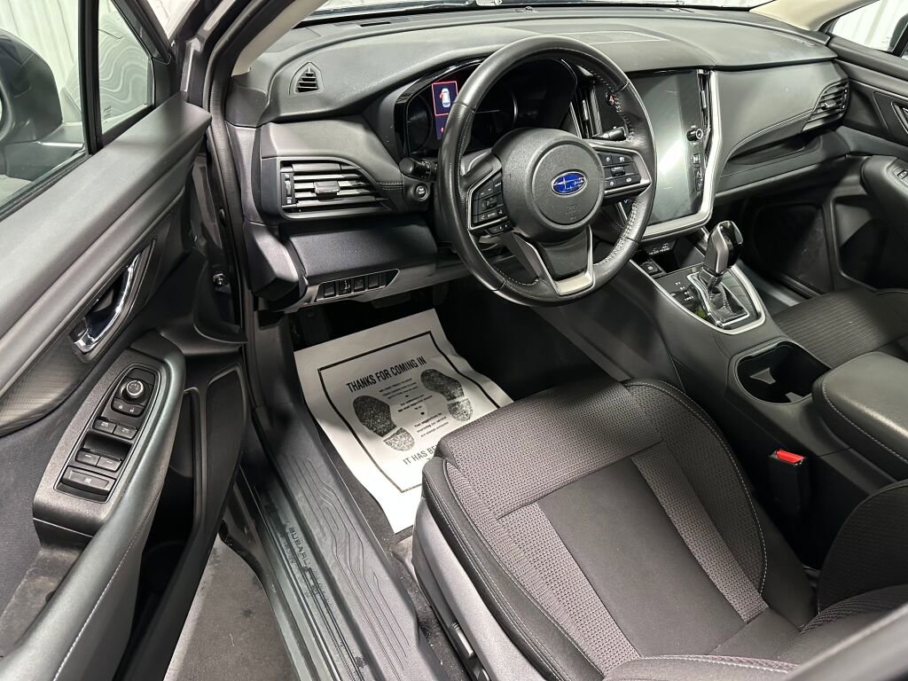 Used 2024 Subaru Outback Premium image 6