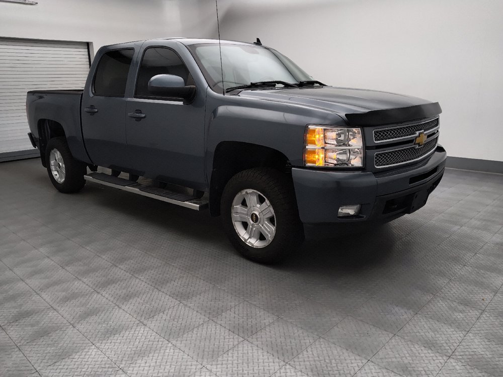 Used 2013 Chevrolet Silverado 1500 LTZ w/ LTZ Plus Package AWD/4WD image 11